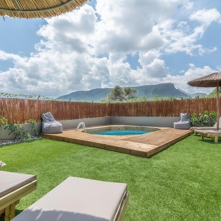 Cozy House With Pool Near Beach Gazi 외부 사진