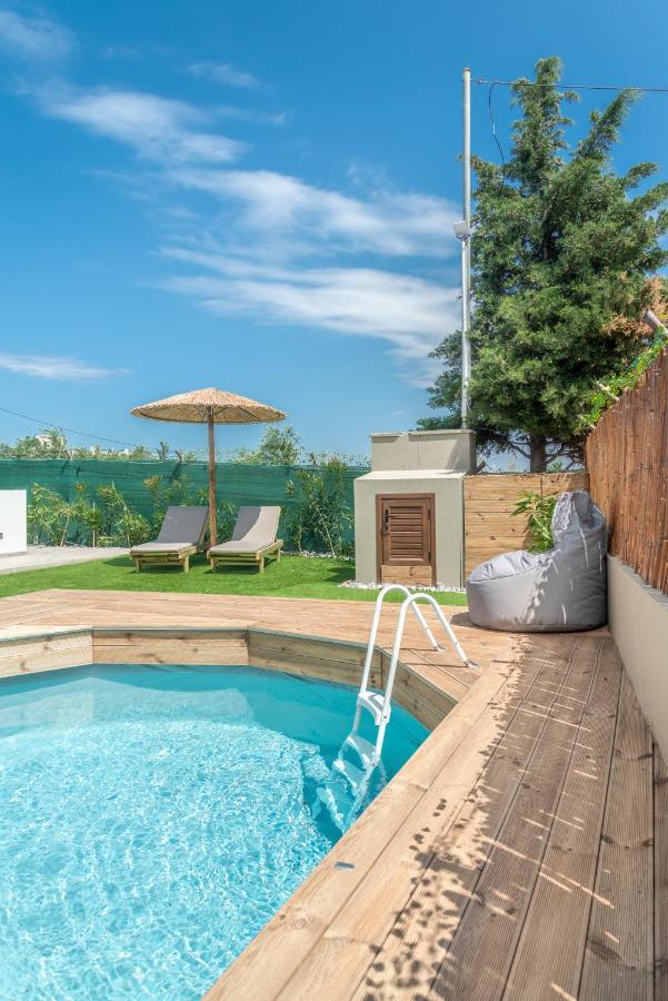 Cozy House With Pool Near Beach Gazi 외부 사진