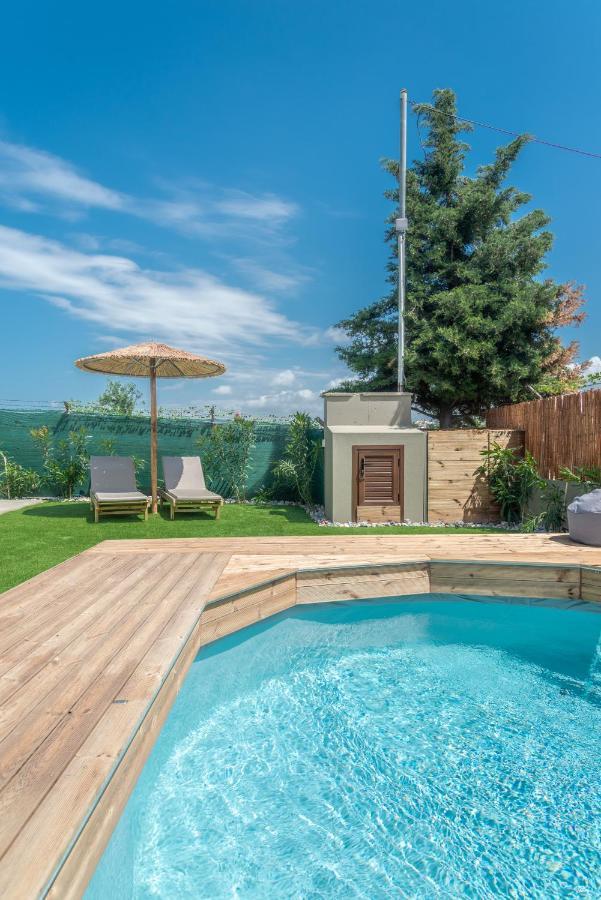 Cozy House With Pool Near Beach Gazi 외부 사진