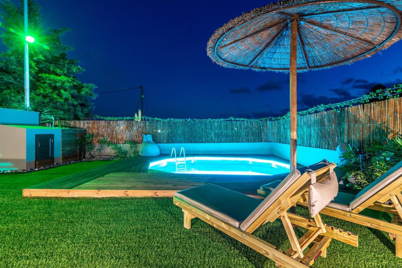Cozy House With Pool Near Beach Gazi 외부 사진